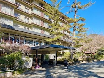 Shimobe Hotel
