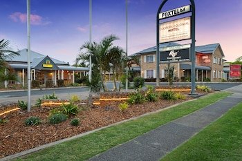 Coopers Colonial Motel