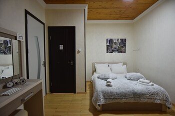 Hirmas Hotel