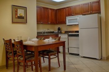 Holiday Inn Express & Suites Tucson Mall