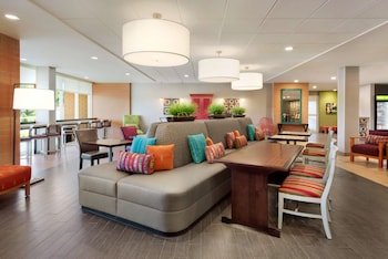 Home2 Suites by Hilton Menomonee Falls Milwaukee