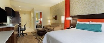 Home2 Suites by Hilton Menomonee Falls Milwaukee