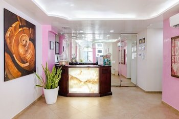 Suites Corazón Hotel
