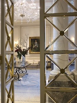 Palazzo Parigi Hotel Grand Spa