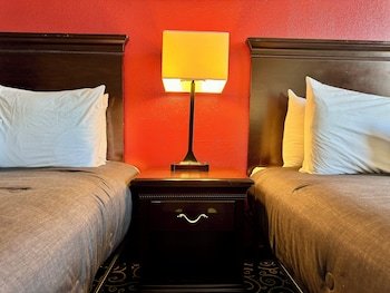 FairBridge Inn Express Hiawatha