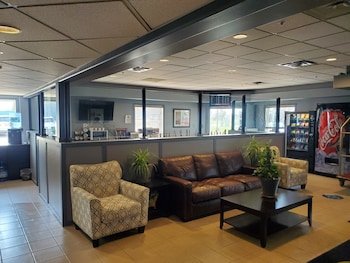 Super 8 by Wyndham Edmonton International Airport