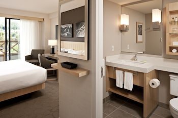 Delta Hotels Whistler Village Suites