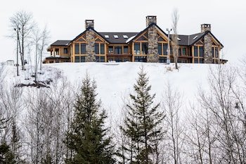 Mont Du Lac Resort