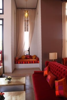 Aqua Mirage Club