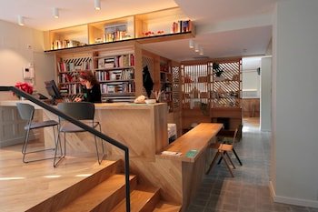 Complutum Hostel