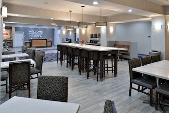 Hampton Inn Kansas City-Near Worlds of Fun