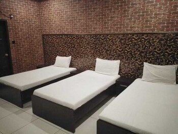Pearl Inn