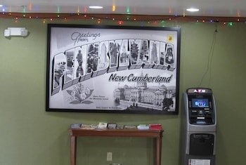 Super 8 by Wyndham New Cumberland