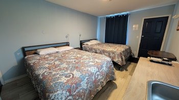 Oakwood Motel