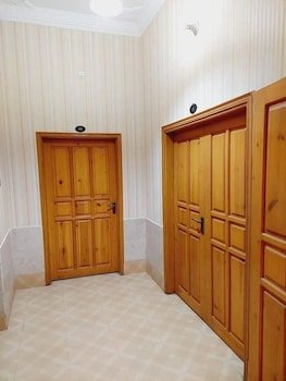 Taj Mahal Guest House