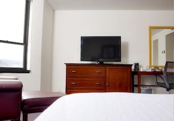 McLure House a Ramada by Wyndham