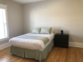 Midtown Manor