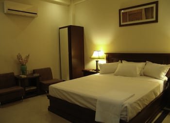 Raj One Hotel
