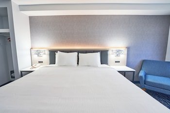 All Seasons Inn Bourne