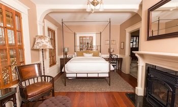 The Cass House Historic Inn