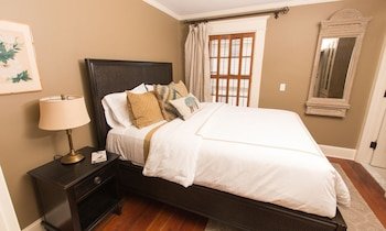 The Cass House Historic Inn