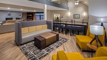 Best Western Hampshire Inn & Suites