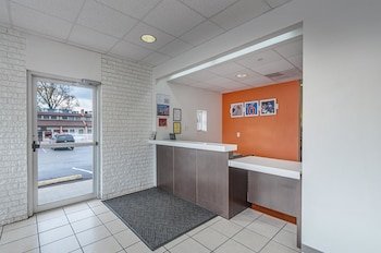 Motel 6 Winchester