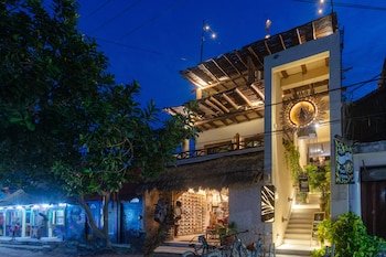 Arena Hotel
