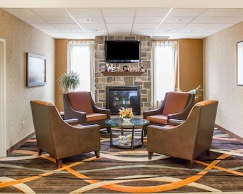 Comfort Suites