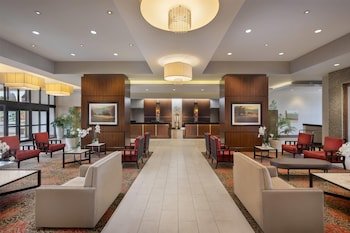 Ramada Plaza by Wyndham Orlando Resort & Suites International Drive