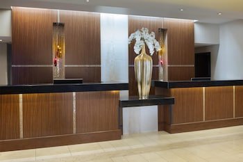 Ramada Plaza by Wyndham Orlando Resort & Suites International Drive