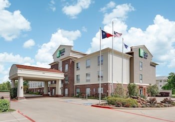 Holiday Inn Express Cleburne