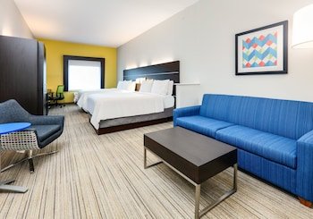 Holiday Inn Express Cleburne