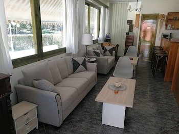 Alexaria Holidays Apartments