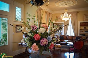 Clermont Bluffs Bed And Breakfast