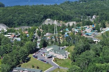 Country Inn & Suites by Radisson Lake George Queensbury Ny