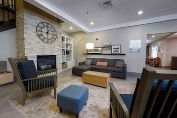 Country Inn & Suites by Radisson Lake George Queensbury Ny