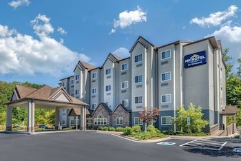 Microtel Inn & Suites by Wyndham Sylva Dillsboro Area