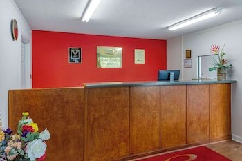 Econo Lodge & Suites Southern Pines