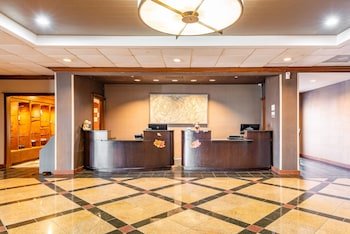 Wyndham Omaha/West Dodge