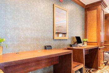 Wyndham Omaha/West Dodge