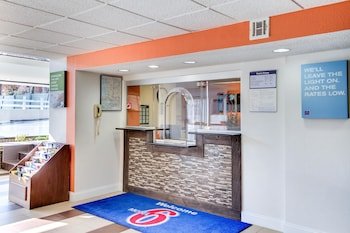 Motel 6 Washington
