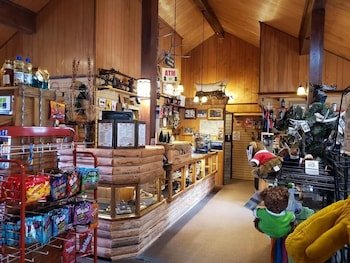 Lava Mountain Lodge