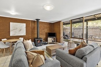 Split Point Cottages