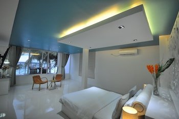 Boracay Ocean Club Resort & Spa