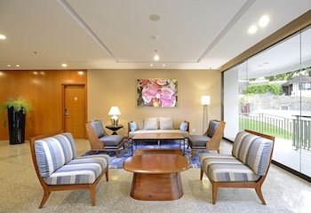 Surya Hotel and Cottage