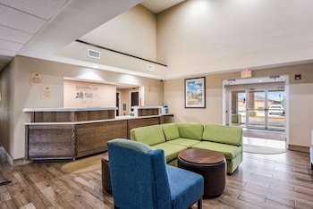 Mainstay Suites Cedar Rapids