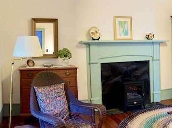 Oak Grove Plantation Bed & Breakfast
