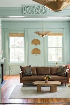 The Ashley Inn Bed And Breakfast