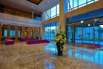 Grand Royal Hotel